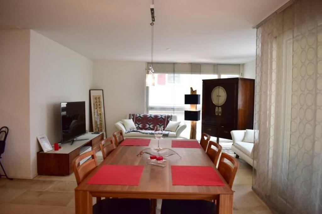 Modern Apartment 모던 펜션 Interlaken Exterior foto